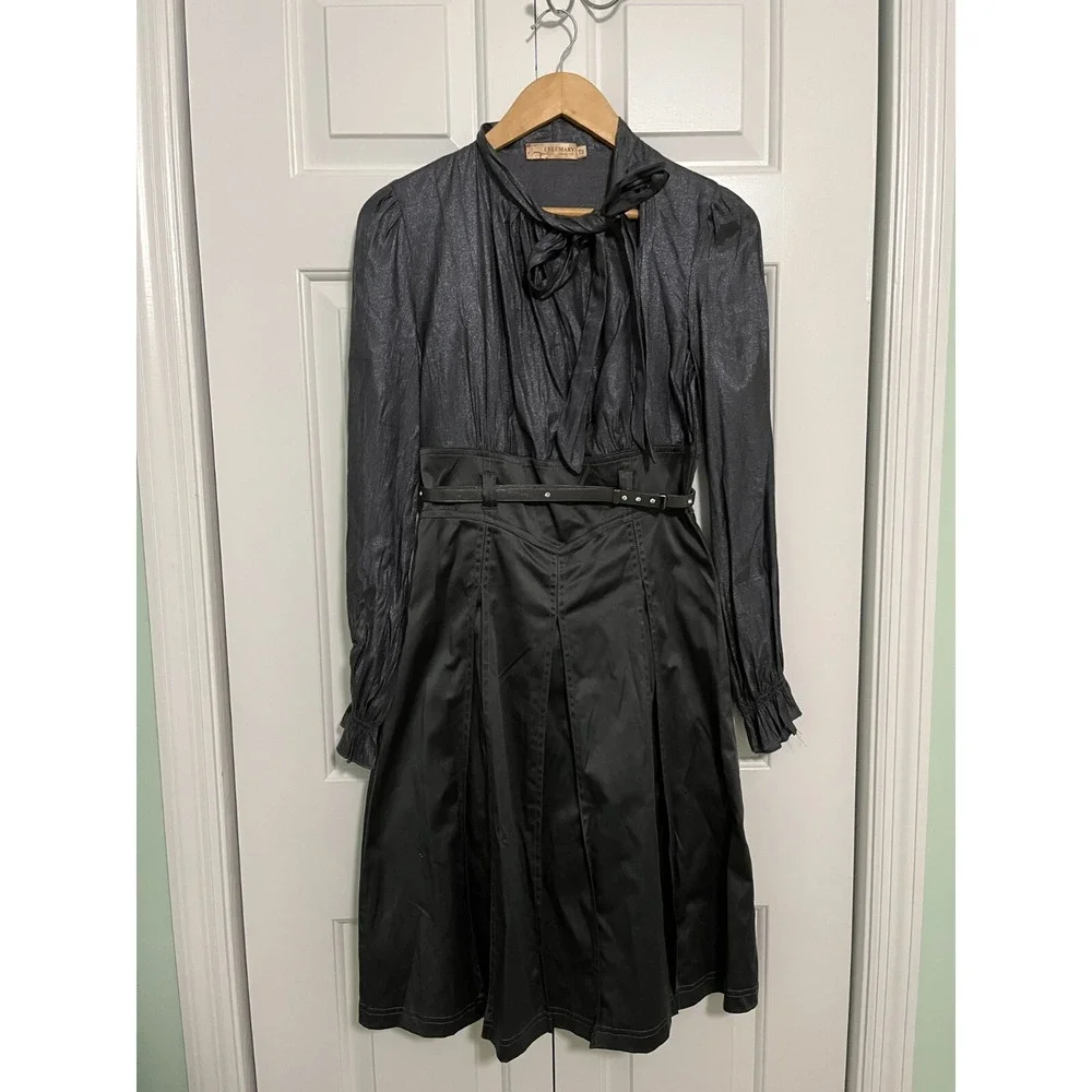 Lulumary Collection Dress From Paris Grey Size Medium one piece belt t2 work bow